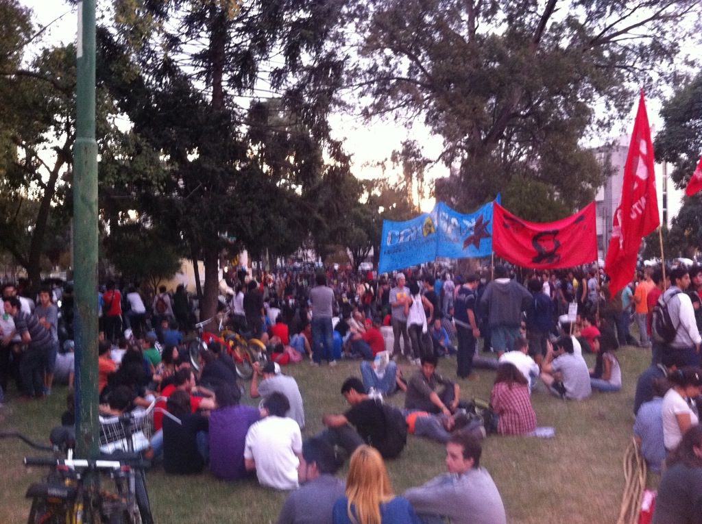 Peaceful gathering in Villa Belgrano