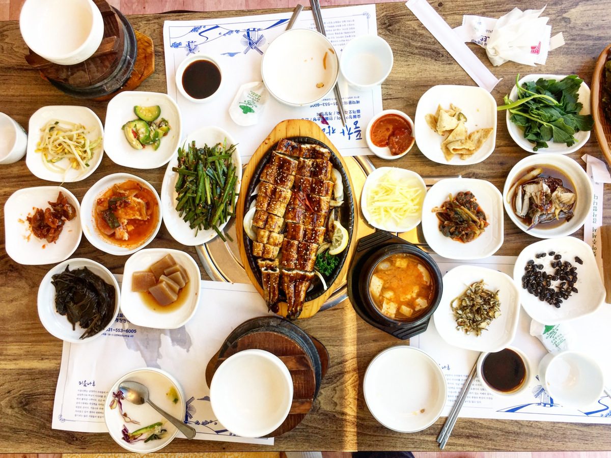 grilled eel and side dishes in korea