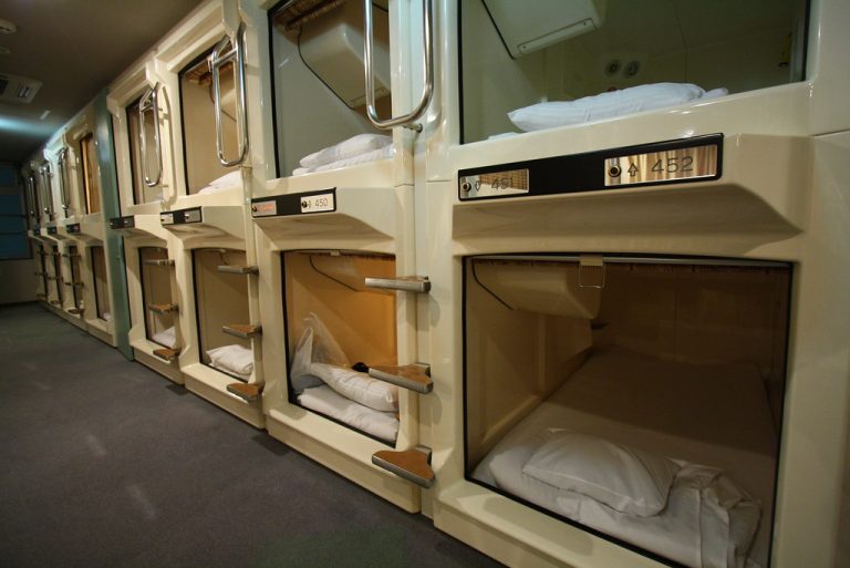 capsule hotel japan