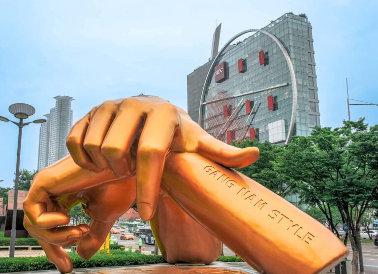 gangnam style sculpture | starfield coex mall
