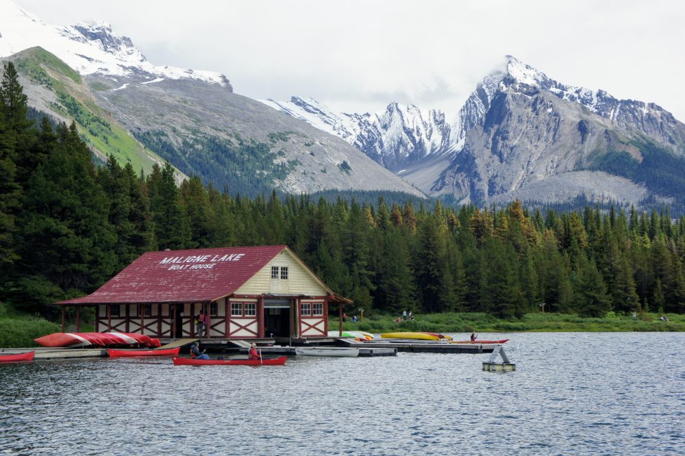 boathouse for maligne lake canoe rentals
