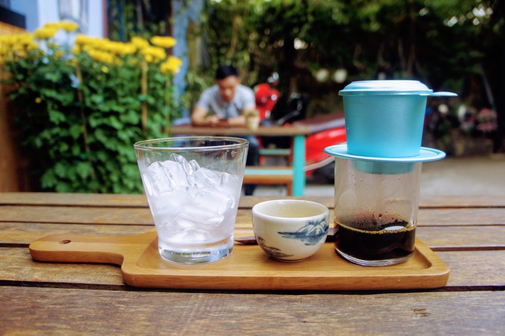 unique things to do in hoi an: drink vietnamese coffee