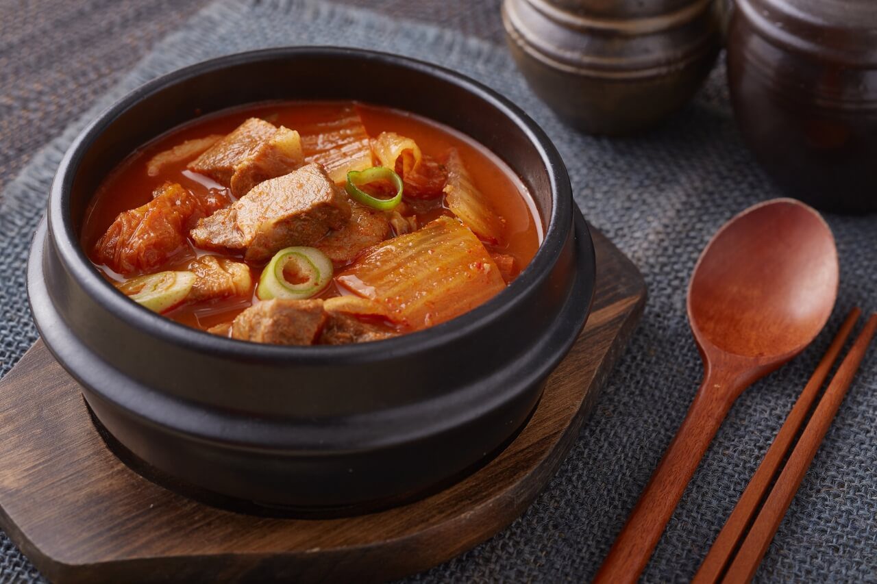 winter in korea foods | kimchi jjigae