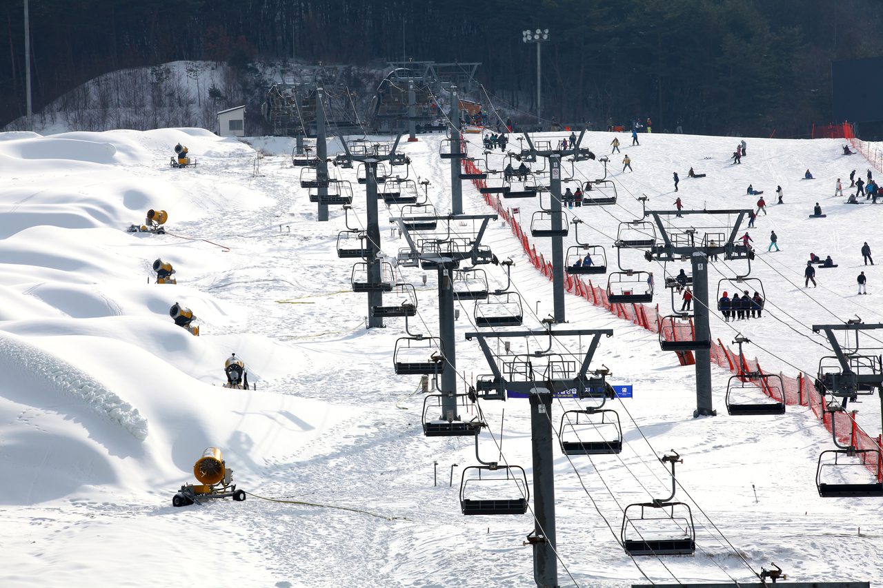 ski resorts near seoul | welli hilli park