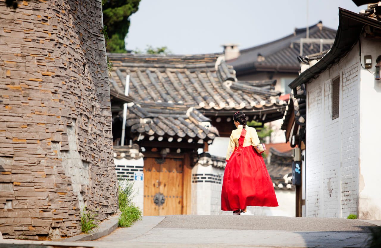 renting a hanbok in seoul | bukchon hanok village