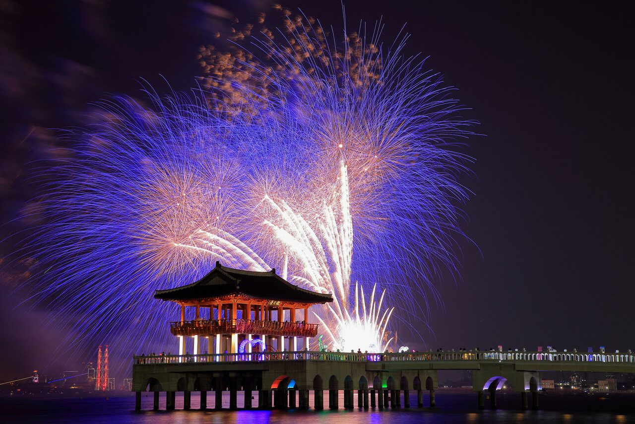 korea in may | pohang fireworks festival