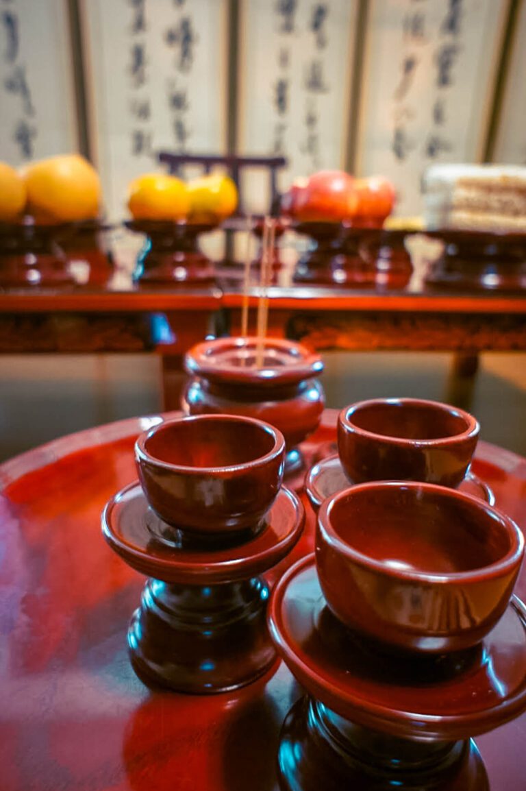 Seollal | 7 Cool Korean Lunar New Year Traditions to Know About