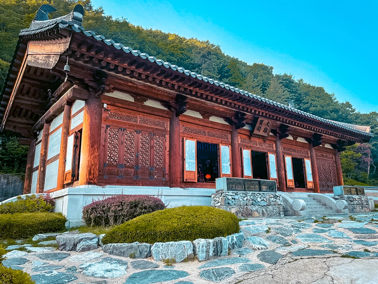 waujeongsa temple