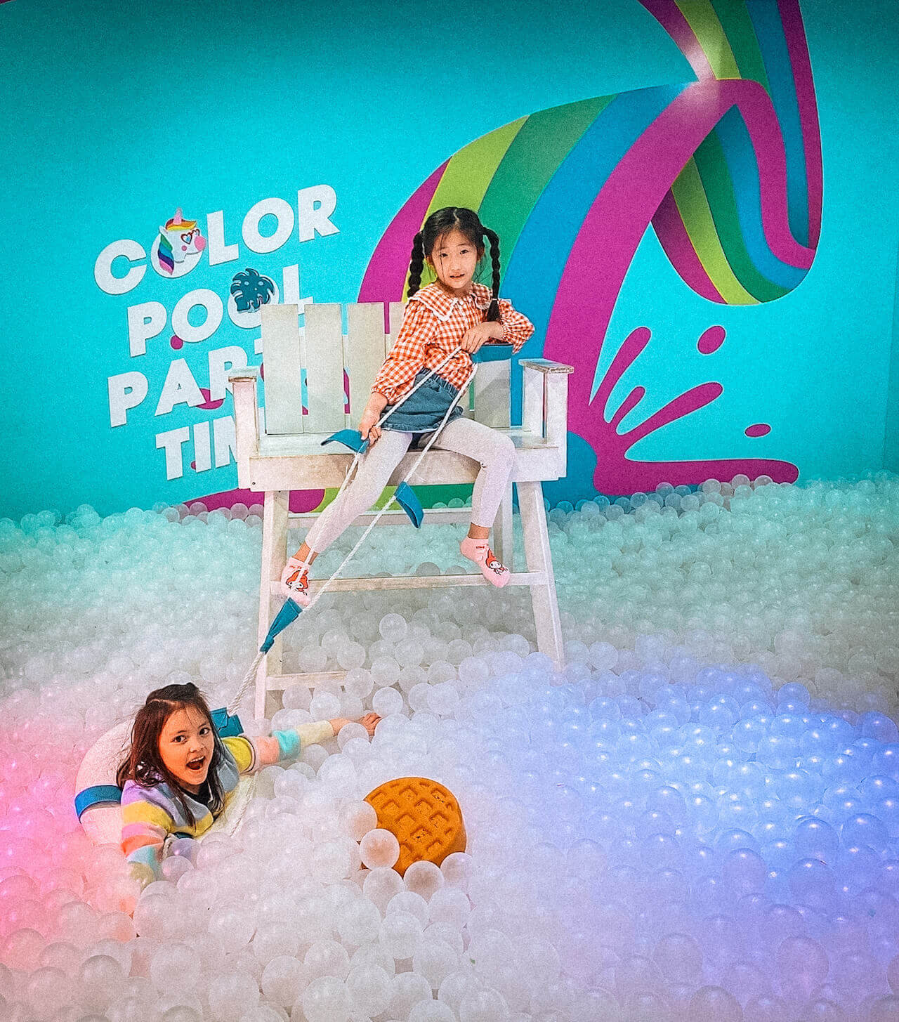 things to do indoors in seoul | color pool museum