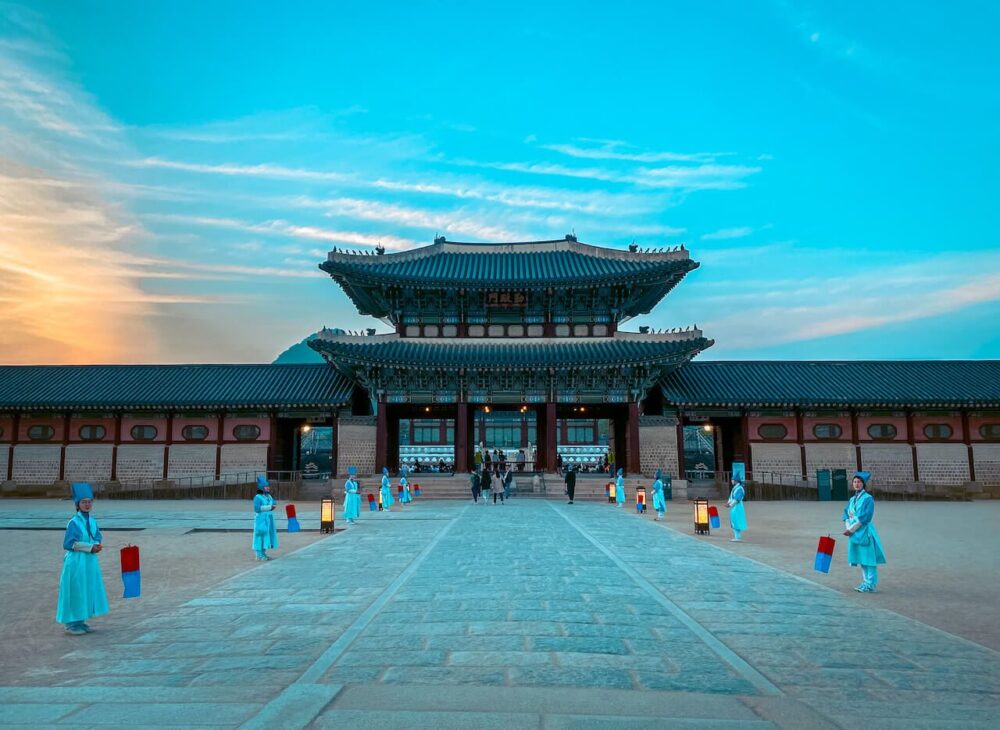 korea in october | gyeongbokgung