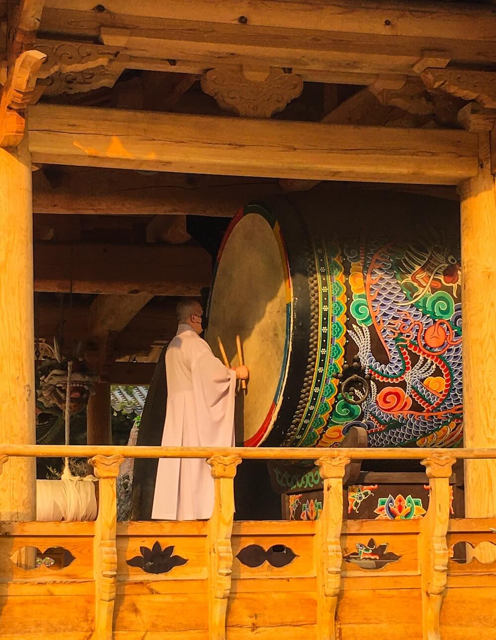 bongeunsa temple monk playing drum