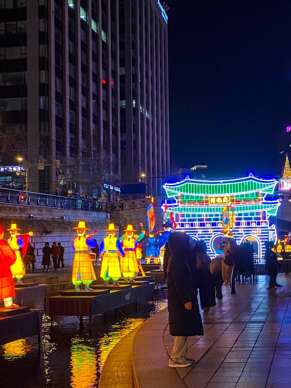 seoul lantern festival | LED Gwanghwamun Gate