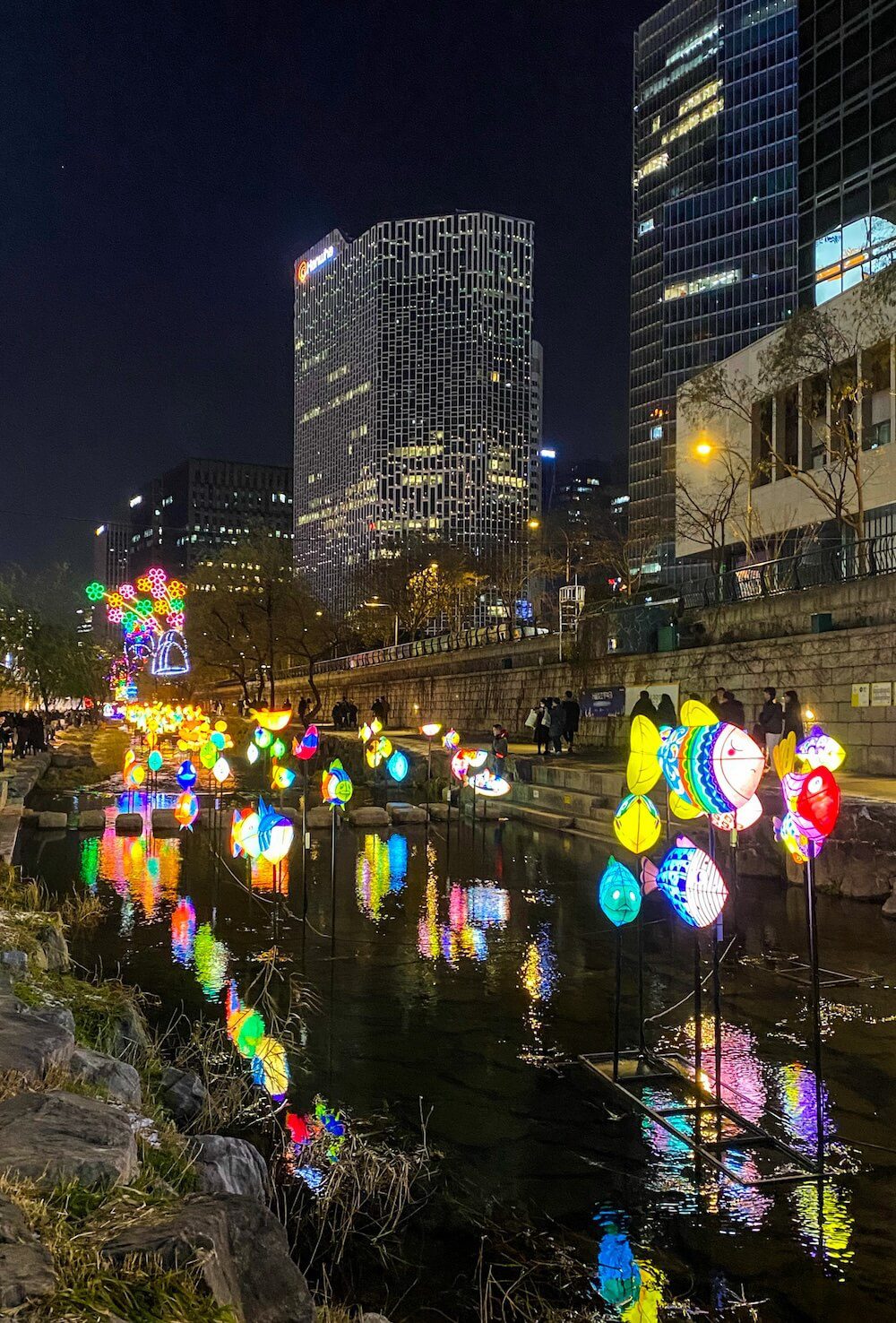 seoul lantern festival at cheonggyecheon stream
