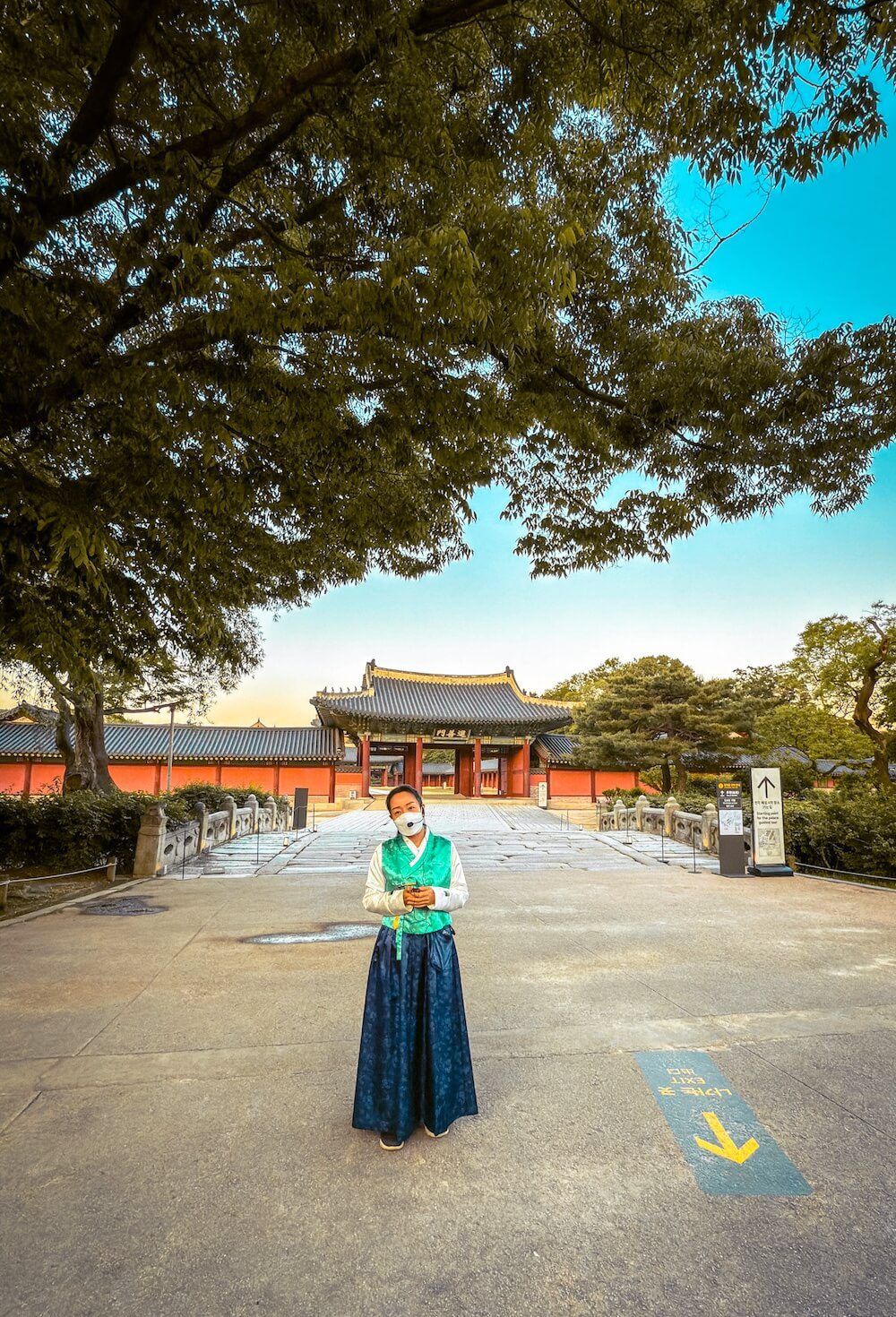 changdeokgung moonlight tours
