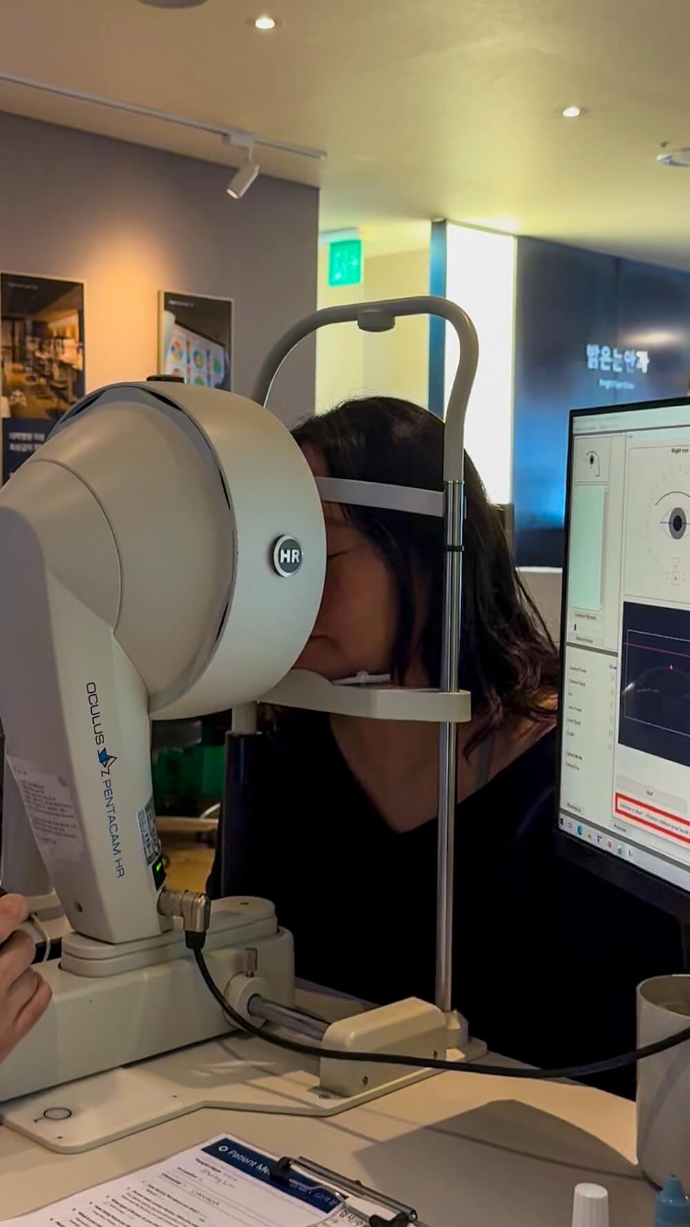 Bright Eye Clinic in Seoul | Vision Correction in Korea for Foreigners you can Trust 26 exam for laser eye surgery in seoul