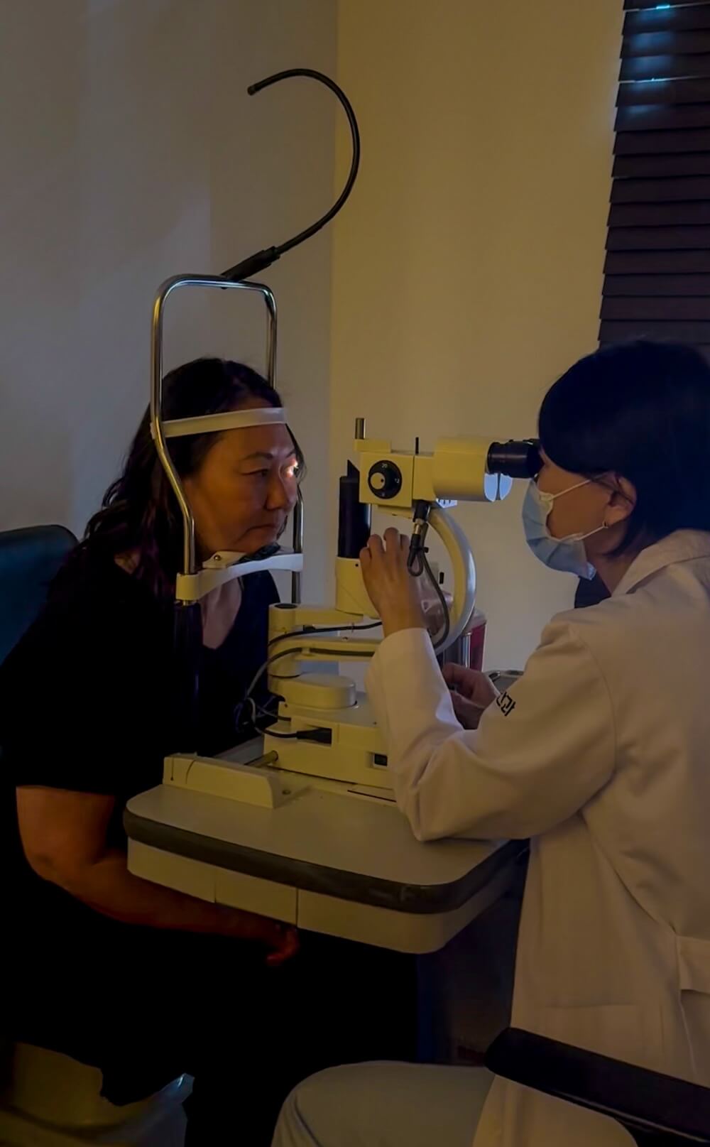 How to Save on Skin Treatments in Korea | Insights From Trying Over 20 Seoul Beauty Clinics Myself 22 eye exam at bright eye clinic in seoul